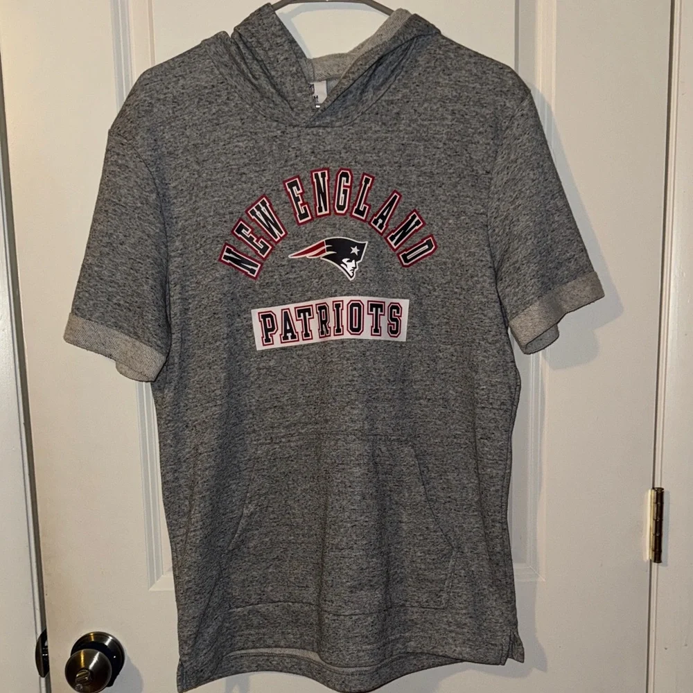 XXL Patriots‎ boys youth Short Sleeve Gray Hooded NFL t shirt